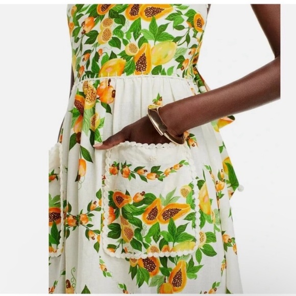 🌿|NWT| Farm Rio Papaya Salad Scarf Maxi Dress - Picture 2 of 16